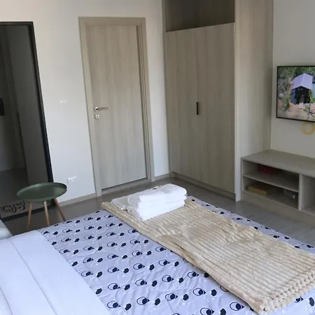 Dcondo Reef Modern Condos 1&2 Bedrooms Kathu Exterior photo